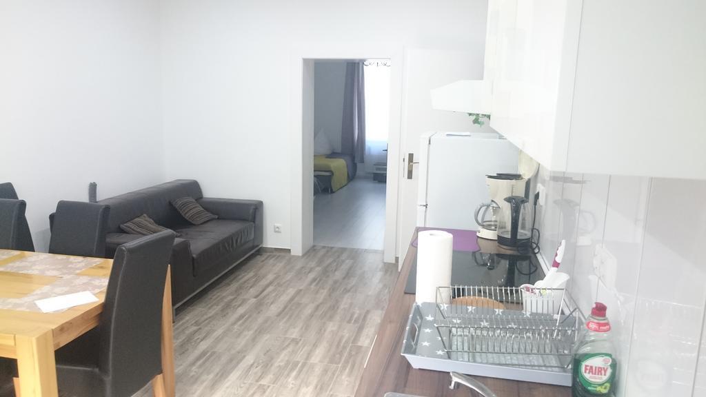 Avi Goodhouse Appartement Düsseldorf